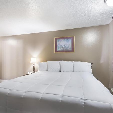 Americas Best Value Inn Woodward At 8Th St מראה חיצוני תמונה