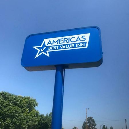 Americas Best Value Inn Woodward At 8Th St מראה חיצוני תמונה