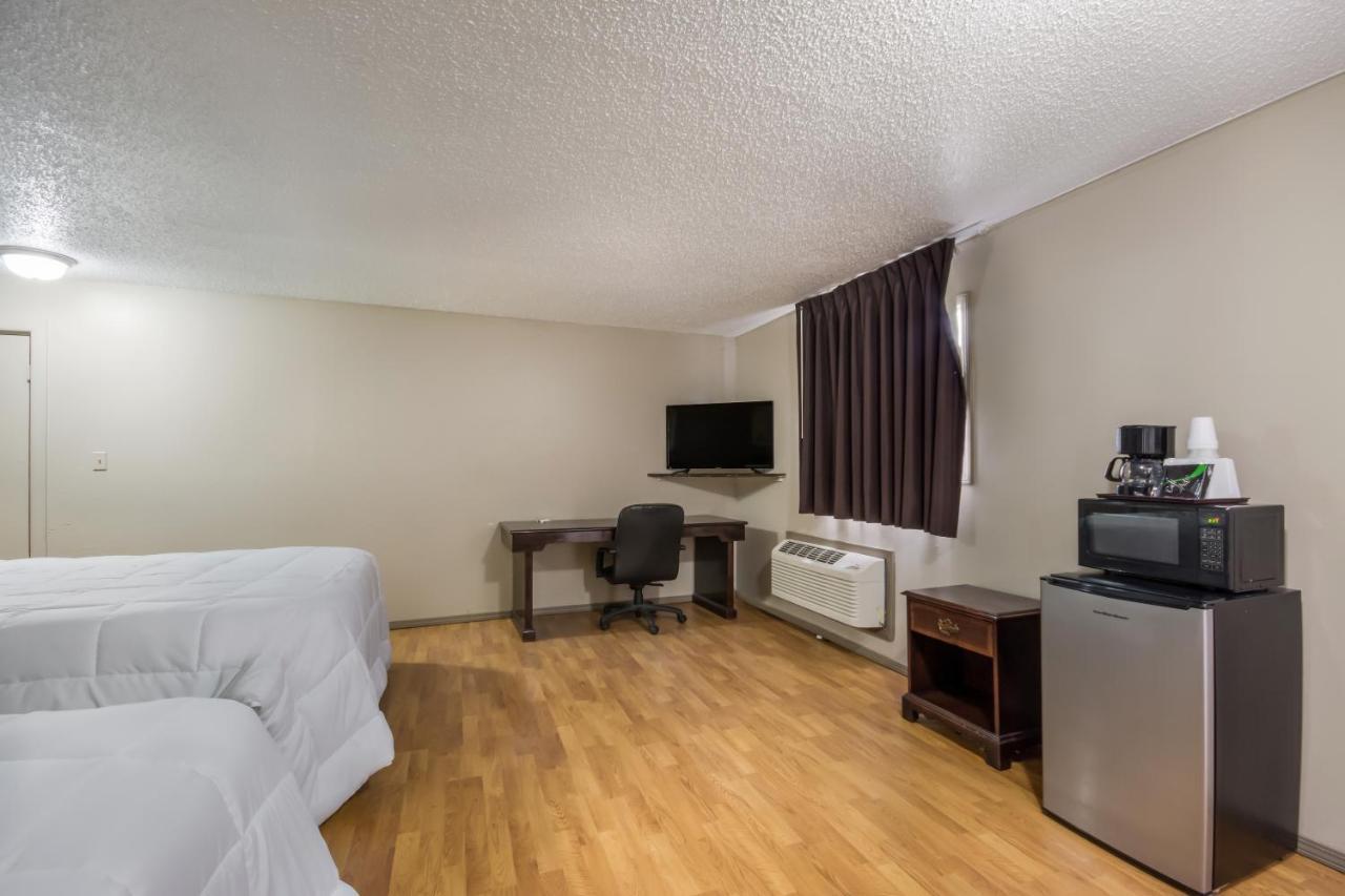 Americas Best Value Inn Woodward At 8Th St מראה חיצוני תמונה