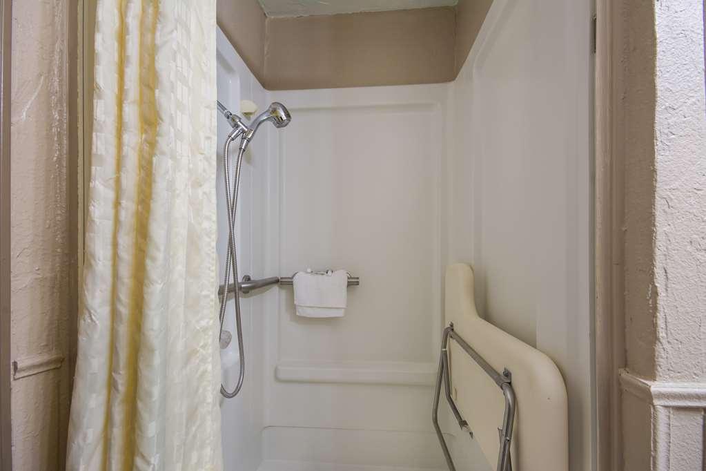 Americas Best Value Inn Woodward At 8Th St חדר תמונה