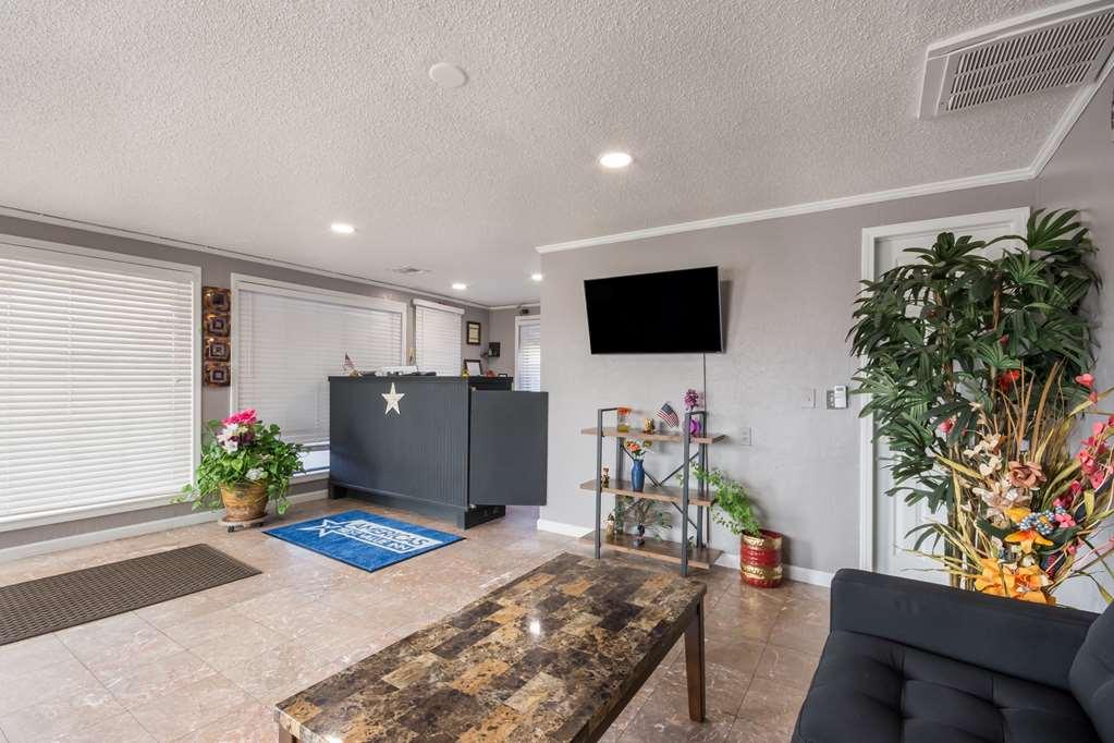 Americas Best Value Inn Woodward At 8Th St מראה פנימי תמונה